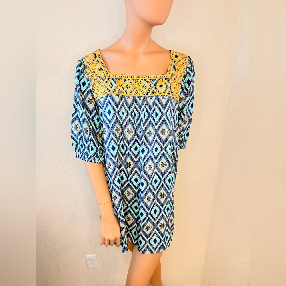 Layerz Clothing 2XL NWT Boho Embroidered Geometric Tunic Top Blue Turquoise